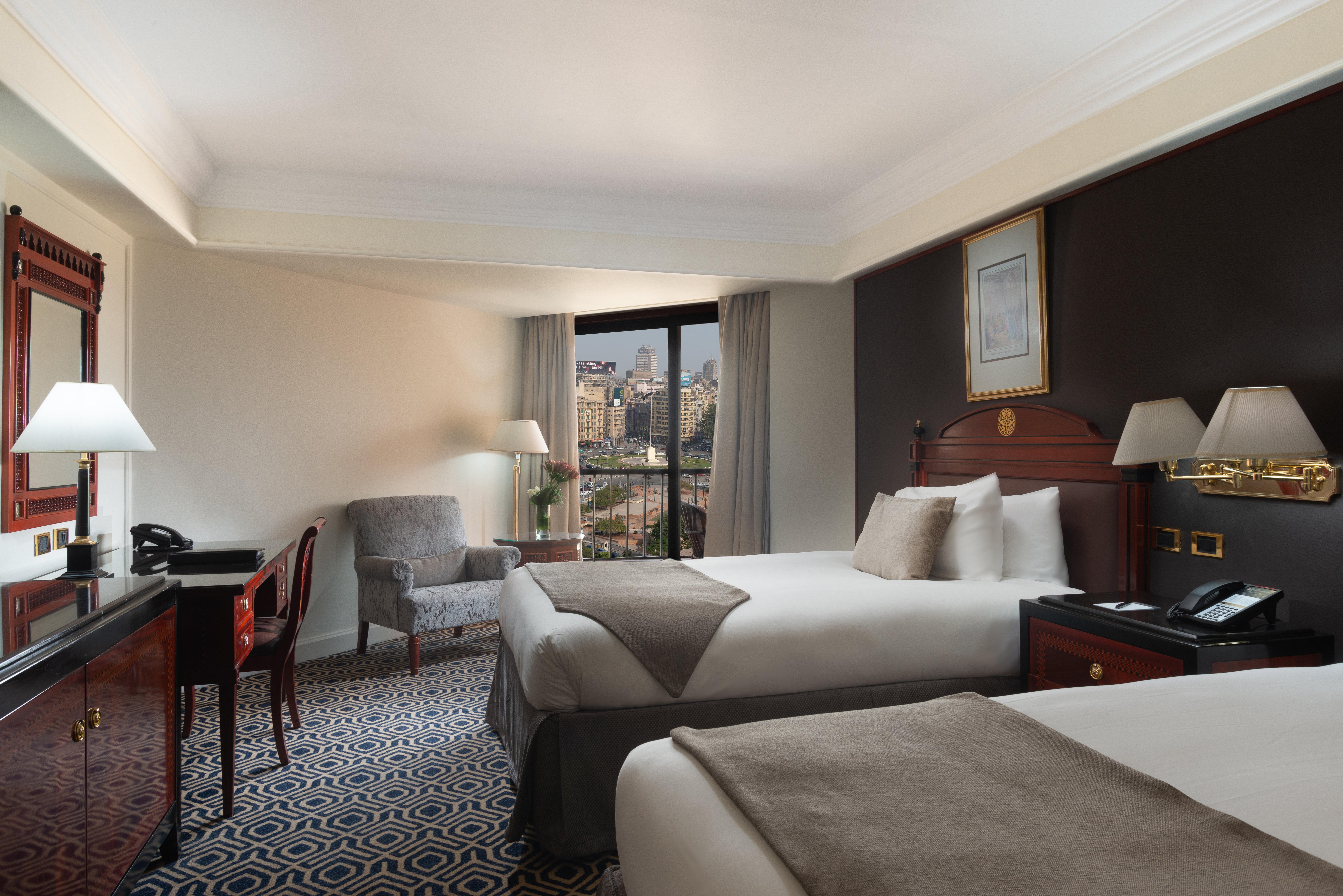 开罗塞米勒米斯洲际酒店 外观 照片 A guest room at the Waldorf Astoria Chicago