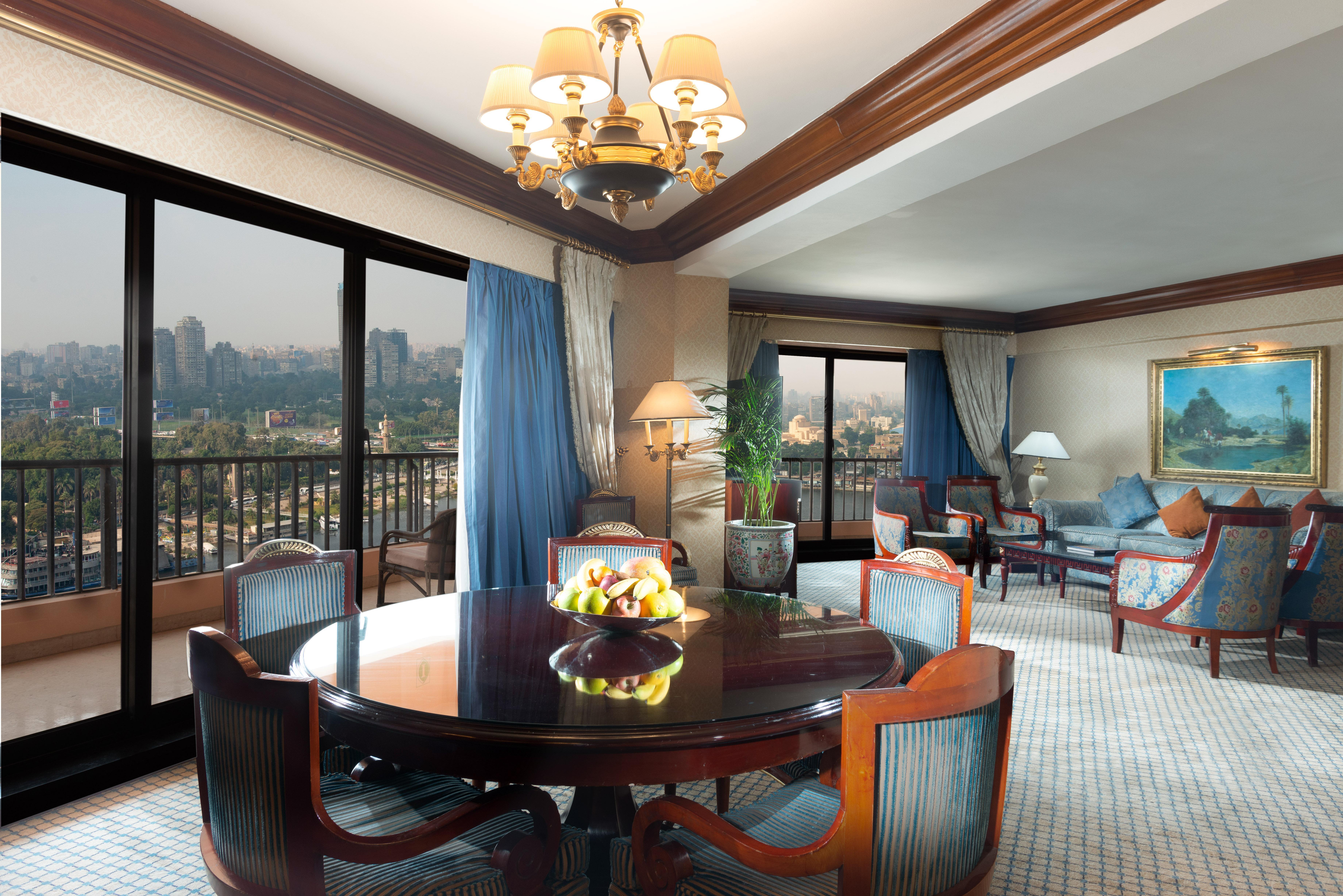 开罗塞米勒米斯洲际酒店 外观 照片 A suite at the Shangri-La Hotel, Kuala Lumpur